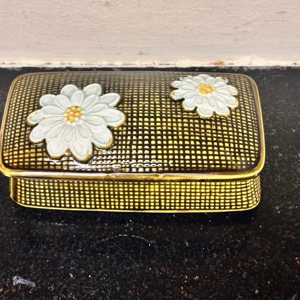 Tilso Japan Hand-painted Trinket Box with Lid